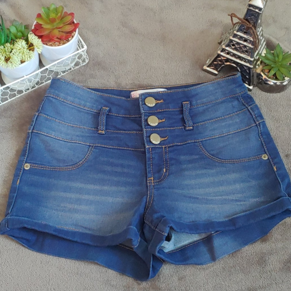 No Boundaries High Waisted Jean Shorts 🌿